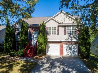 4058 Savannah Ridge Ct, Loganville, GA 30052