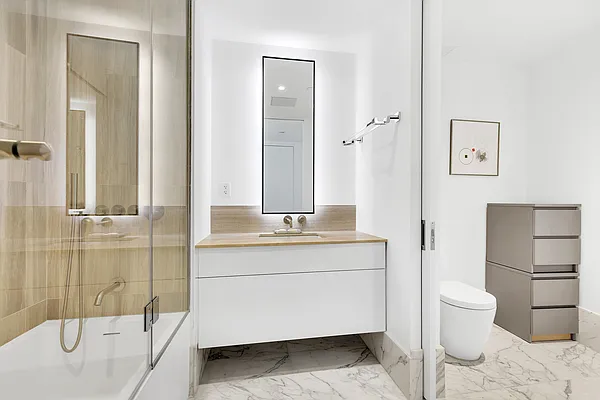 Sold by Compass | media 18