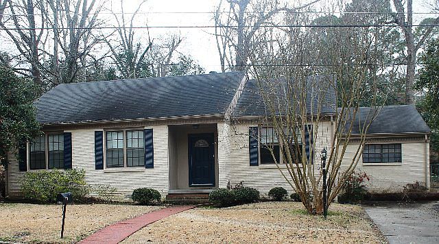 1st image of 1408 Wisteria Dr