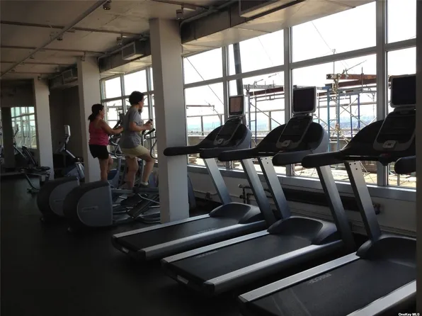 110-11 Queens Boulevard image 21 of 22