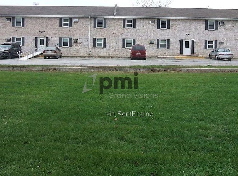 1st image of 465 E Main St #4