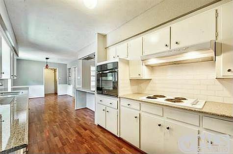 5th image of 9924 Kirkhaven Dr