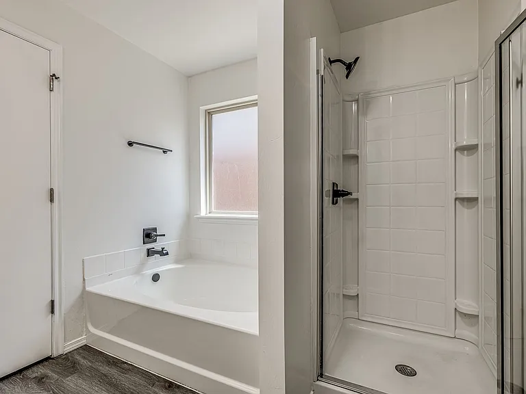 18304 Tambor Dr — Photo 18