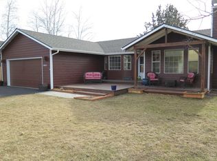 20823 Solstice Dr, Bend, OR 97703