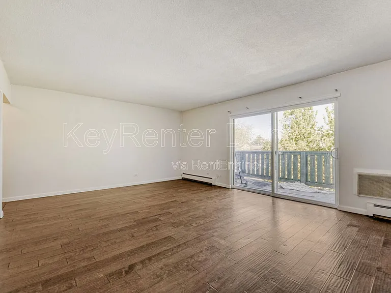 2120 S Vaughn Way #206F — Photo 7