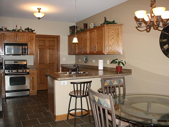 3rd image of 21352 Windy Hill Dr