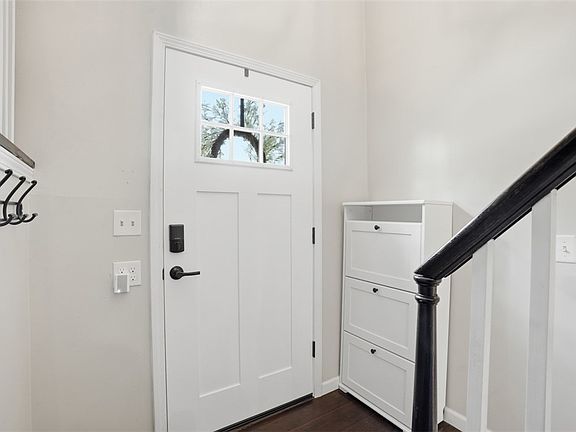 4th image of 228 Rampart Blvd