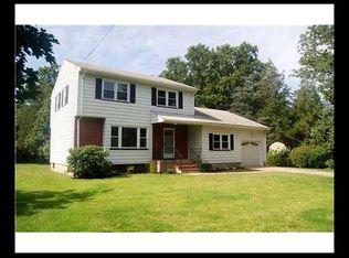 75 Demott Ln, Somerset, NJ 08873