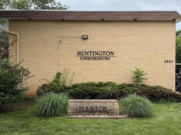 2924 SW Lydia Ave APT 220, Topeka, KS 66614