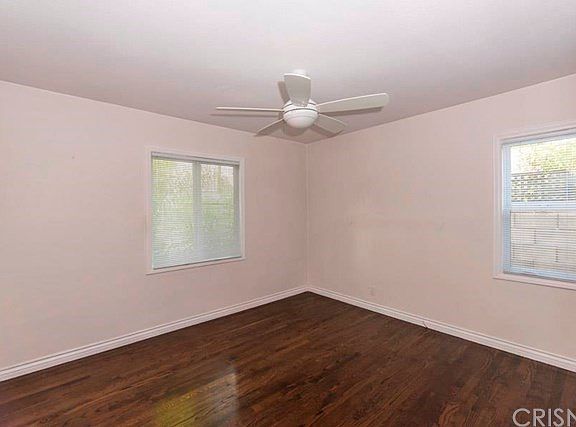 5th image of 17508 Emelita St