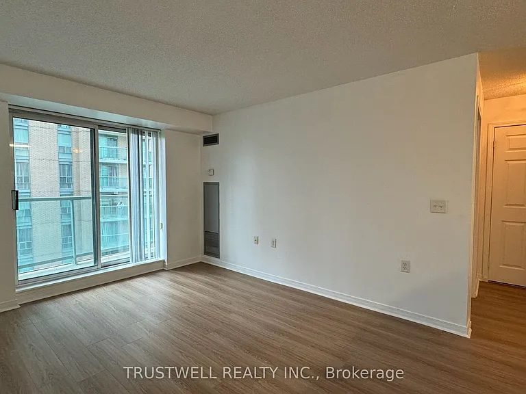 20 Olive Ave #803 — Photo 7