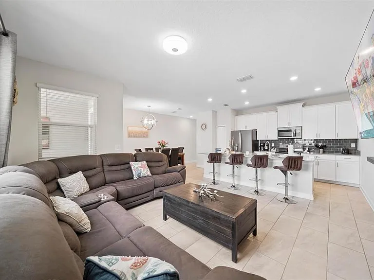 900 Pebble Beach Dr — Photo 2