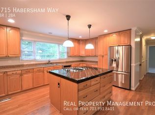 5715 Habersham Way, Alexandria, VA 22310