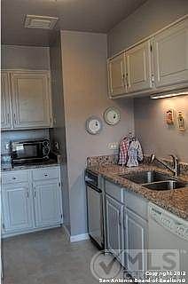 5th image of 221 Losoya St APT 2