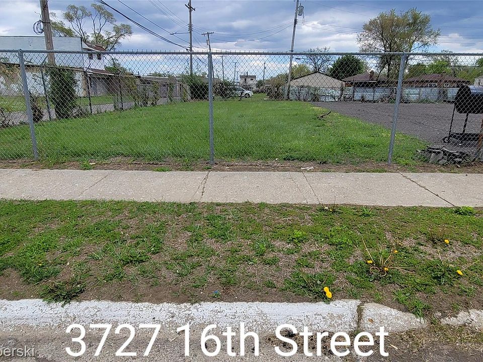 2nd image of 3727 16th St