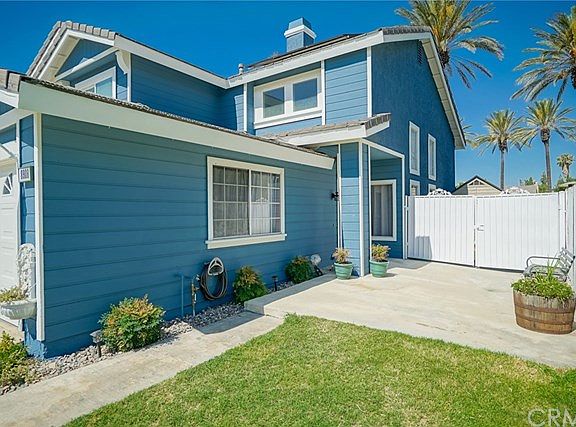 3rd image of 8068 Park Lawn Ct