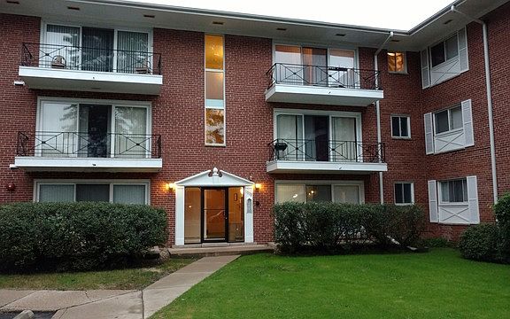 2nd image of 10113 Old Orchard Ct Unit 201
