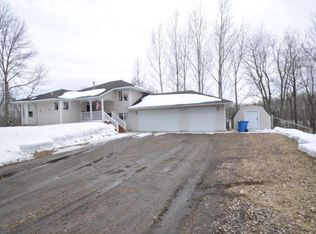 34892 Lily St NW, Cambridge, MN 55008