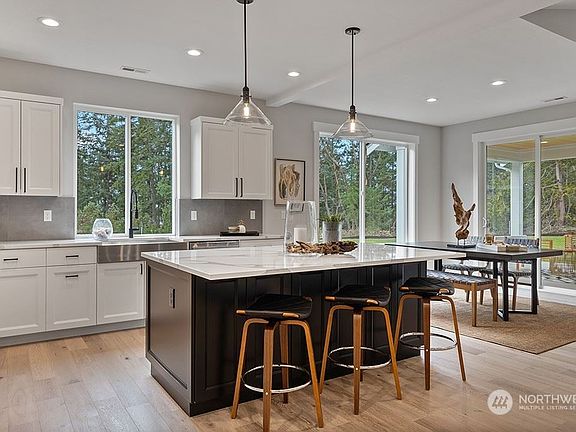 5th image of 6215 132nd Street Ct NW