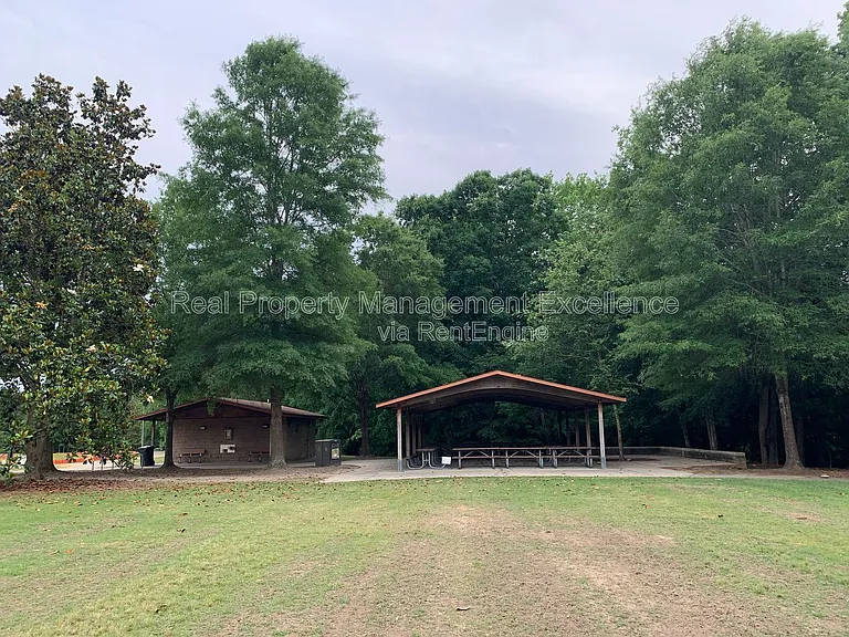 330 Gilman Ln #101 — Photo 28