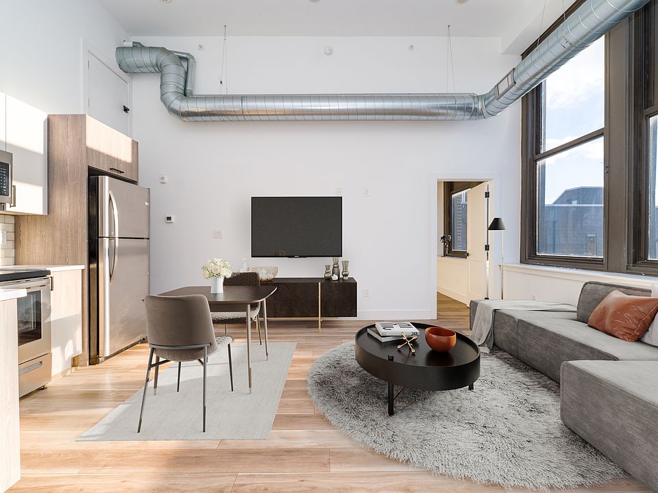 1st image of 2700 E Auburn St #11520244