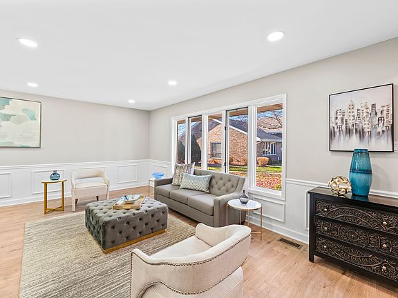 4th image of 18115 Georgia Ct #132