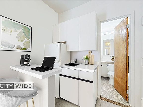5th image of 342 E 62nd St APT 22