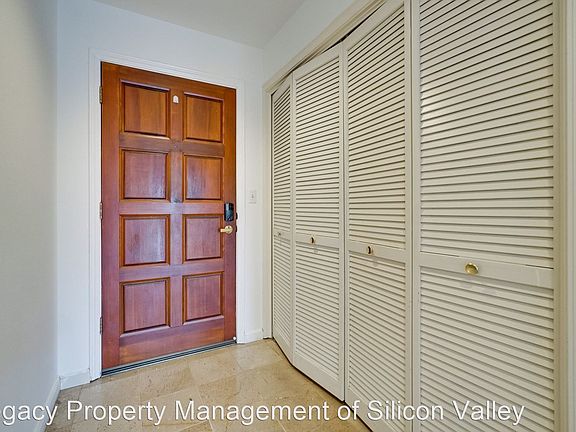 4th image of 4149 El Camino Way APT E