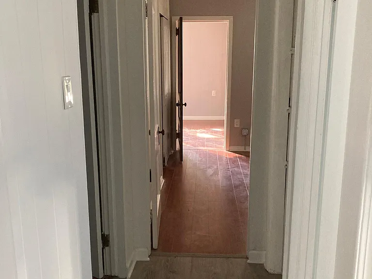 123 E Franklin Ave #1 — Photo 16