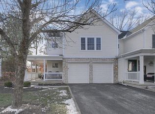 1126 Sanctuary Pl #4, Columbus, OH 43230