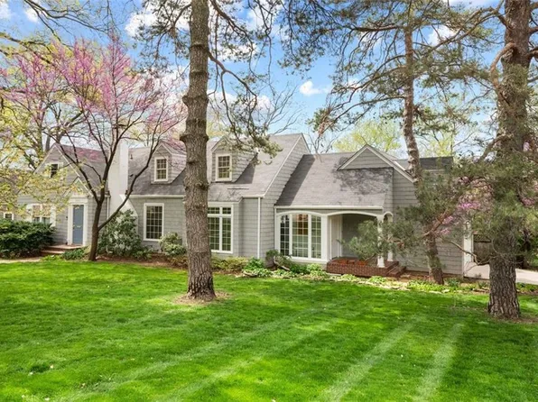 8600 Riley St, Overland Park, KS 66212