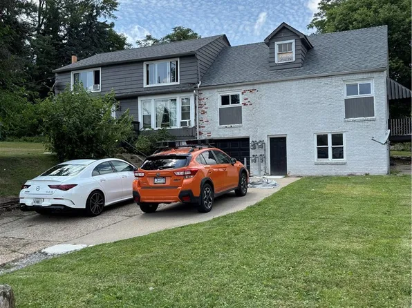 527 Orchard Dr, Pittsburgh, PA 15236