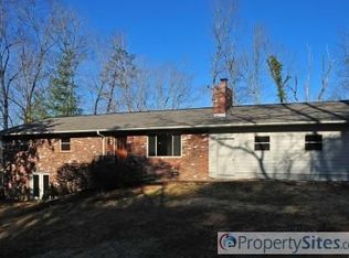 314 Ridgewood Dr, Clinton, TN 37716