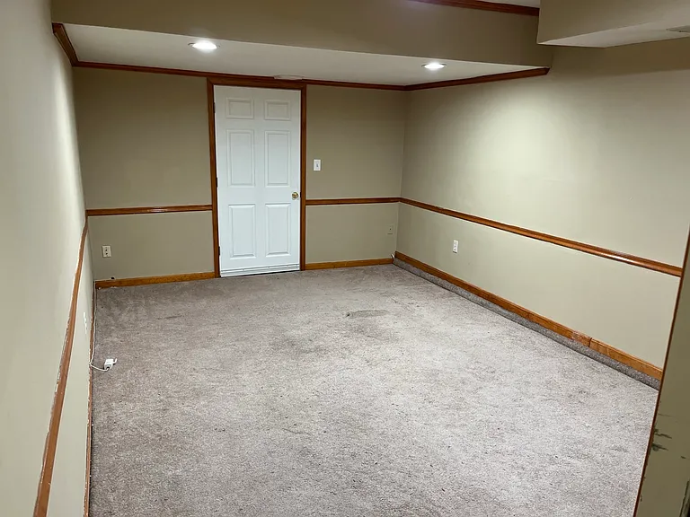 4704 King John Way — Photo 9
