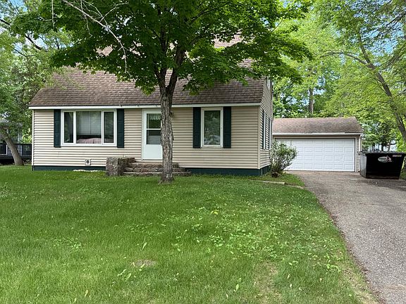 2nd image of 1008 Craig St