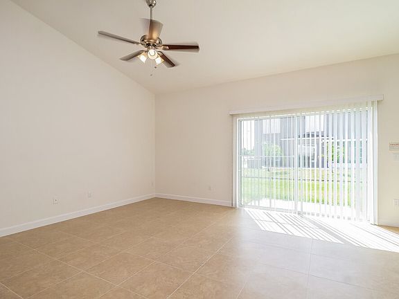 3rd image of 101 Burlington Pl