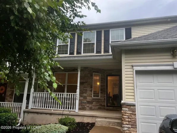 124 S Chestnut Rd, Drums, PA 18222