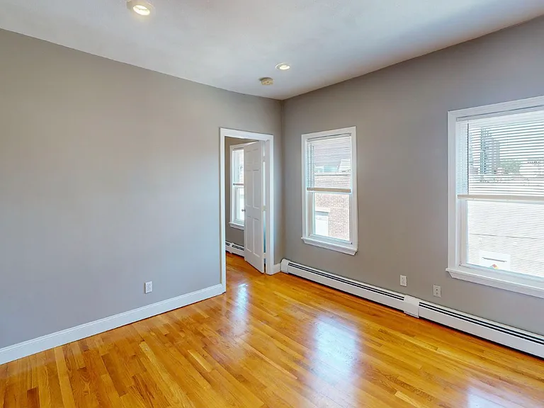 291 Silver St #3 — Photo 5