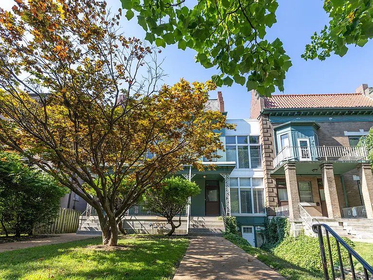 4376 W Pine Blvd — Photo 32