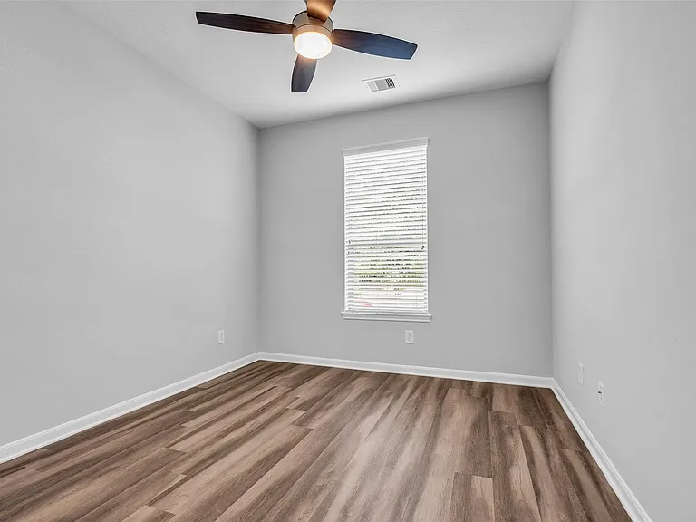29488 Salem Fields Dr — Photo 12