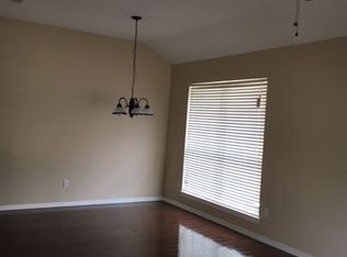 108 Roberts Dr, Saginaw, TX 76179
