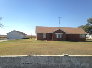 1770 Sun Rd, HALE CENTER, TX 79072