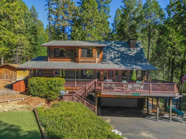 1075 Meadow Dr, Arnold, CA 95223