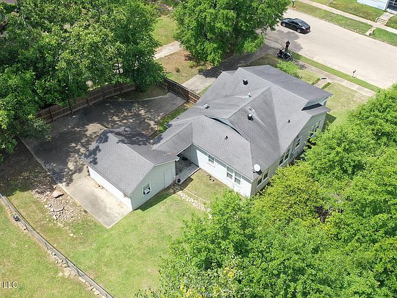 2nd image of 527 W New York Ave
