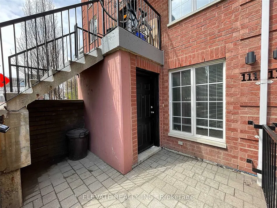 68 Douro St #111