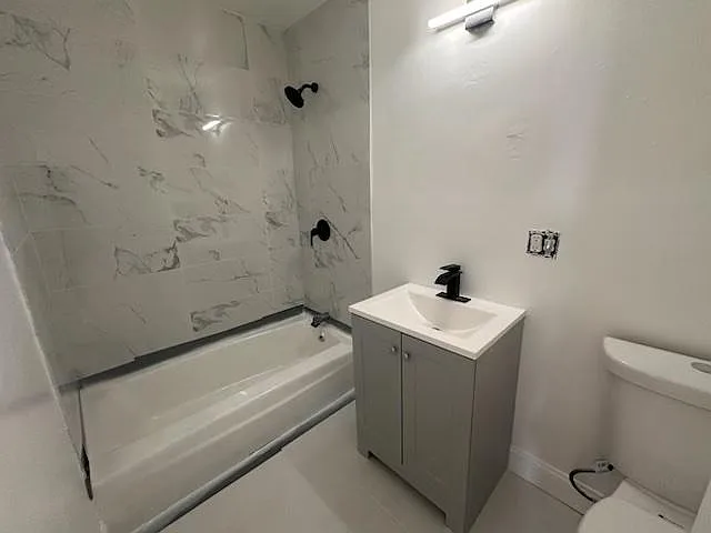 1295 E Main St #2 — Photo 5
