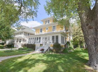 915 E Center St, Rochester, MN 55904