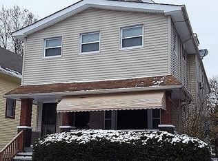 1865 Mannering Rd, Cleveland, OH 44112