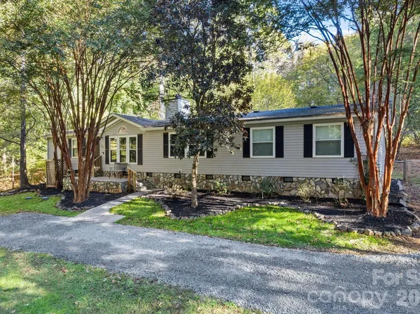 243 Lambs Way, Iron Station, NC 28080