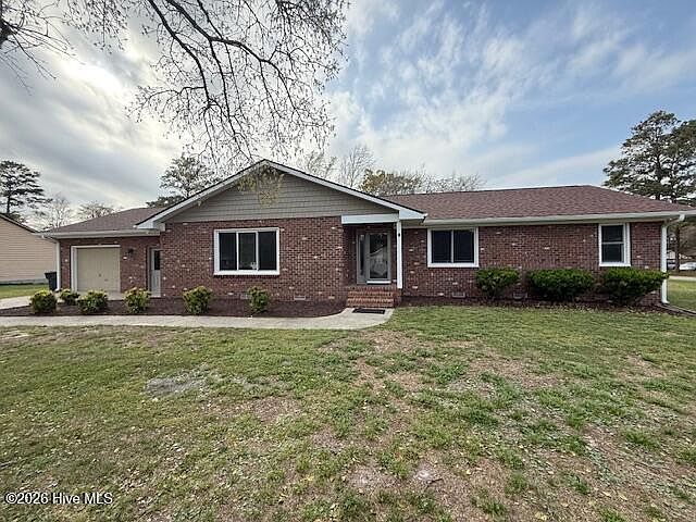 1st image of 402 Crestwood Drive